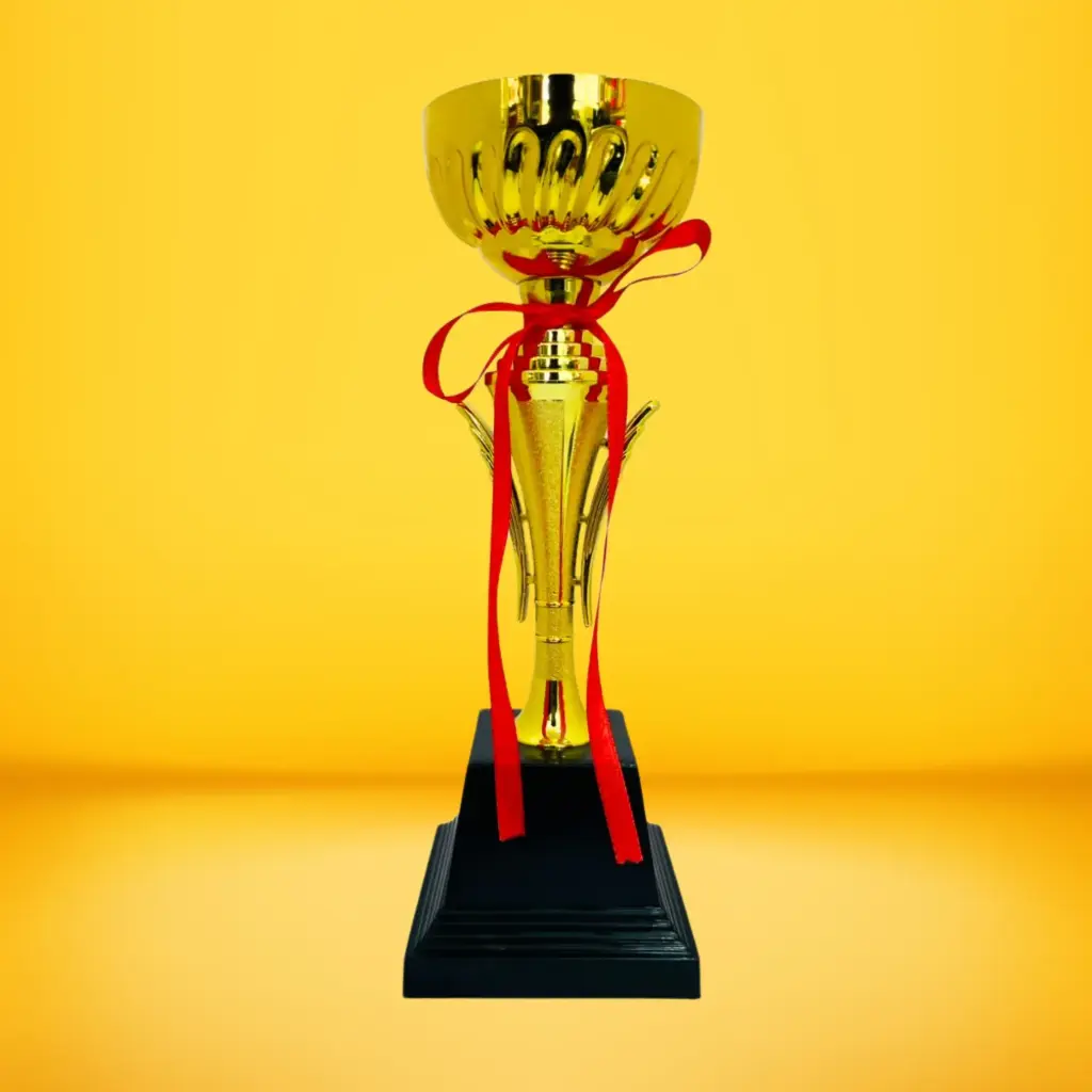 EM-1 Trophy  102845 47cm