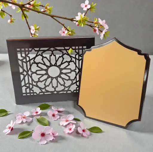 [E101607] Wooden Plaque 1039